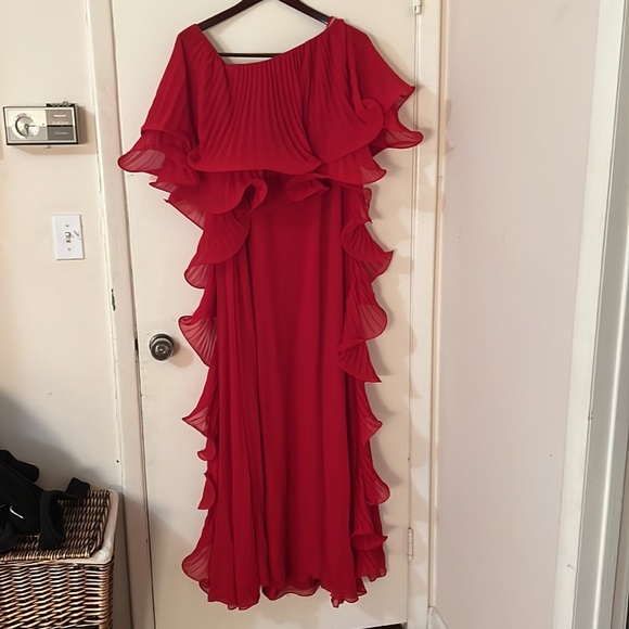 Asymmetric Badgley Mishka Red Chiffon Dress with Ruffles Size10 - Picture 5 of 7